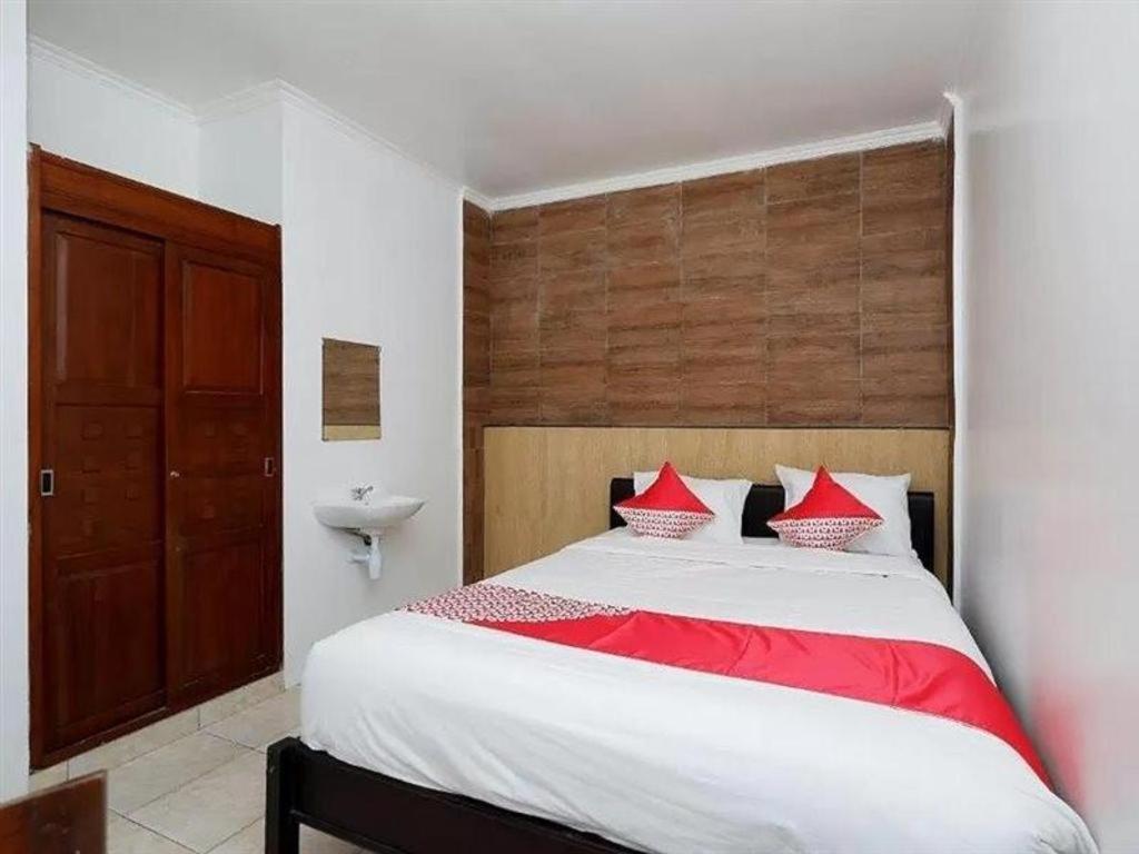 Super Oyo 2803 Orchid House 2*